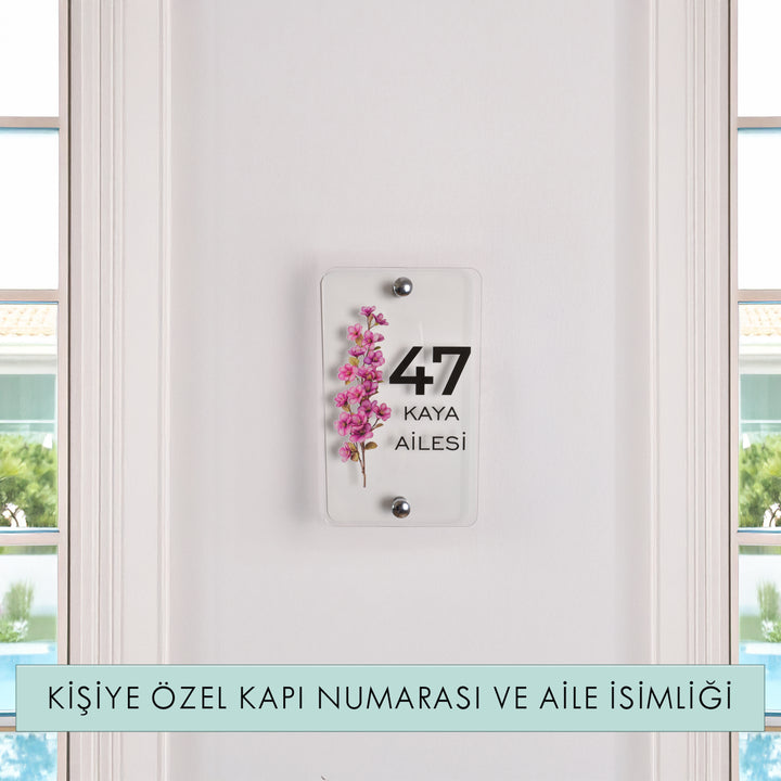 Kişiye Özel Pembe Çiçekli Kapı Numarası ve Aile İsimliği