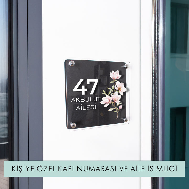 Kişiye Özel Manolya Çiçekli Kapı İsimliği