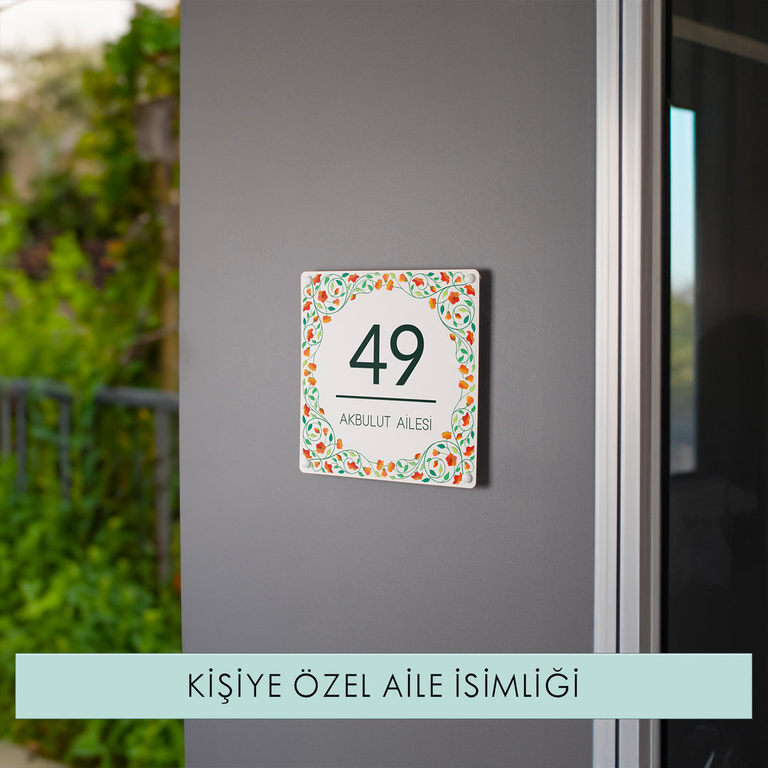 Kişiye Özel Çiçek Motifli Kapı Numarası ve Aile İsmi Tabelası