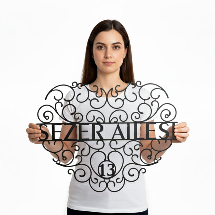 Kişiye Özel Vintage Lines Metal Aile İsimliği