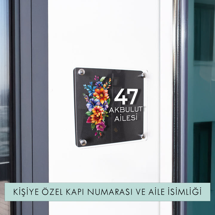 Kişiye Özel Renkli Çiçekli Kapı İsimliği