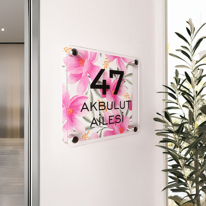 Hibiskus Desenli Kapı İsimliği