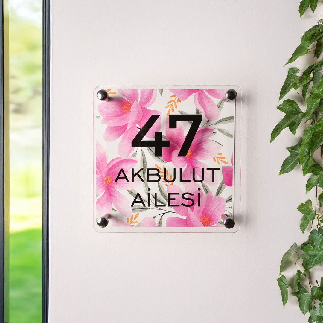 Hibiskus Desenli Kapı İsimliği