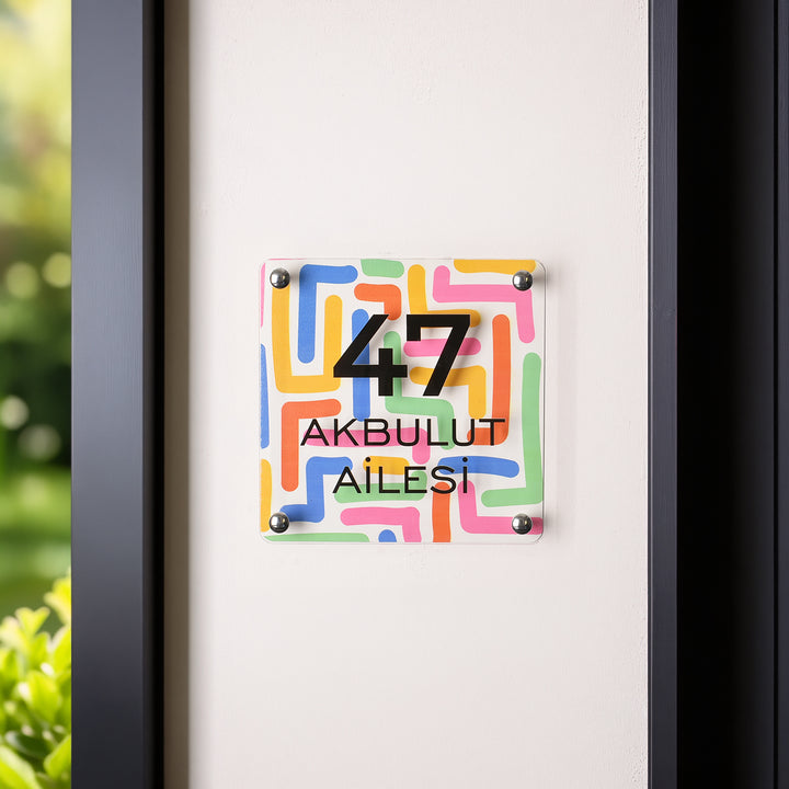 Pop Art Çizgi Desenli Kapı İsimliği