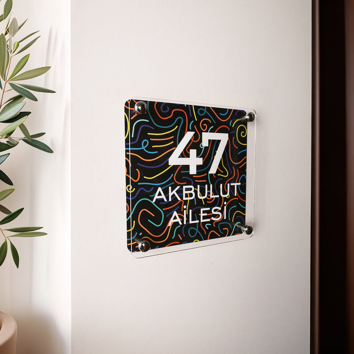 Neon Çizgi Desenli Kapı İsimliği