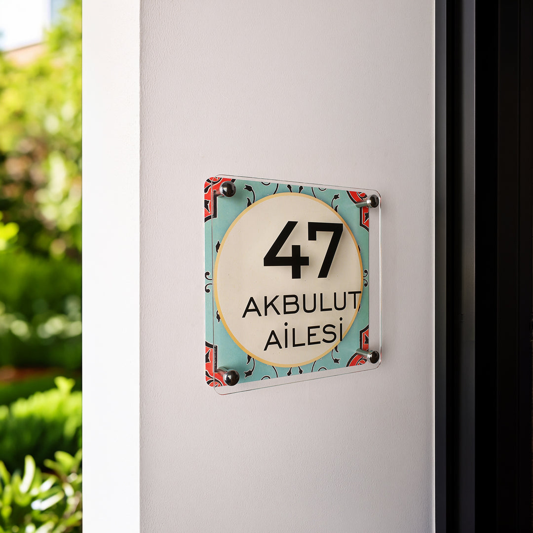 Turkuaz Çini Desenli Kapı İsimliği