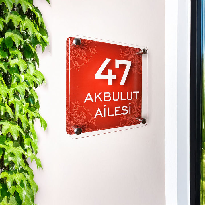 Ava Geleneksel Desenli Kapı İsimliği