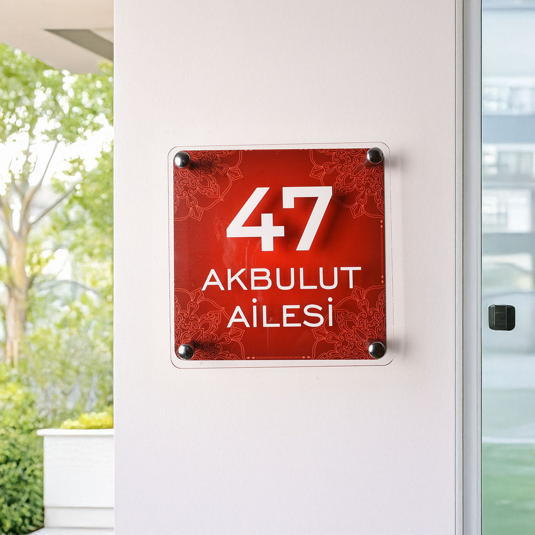 Ava Geleneksel Desenli Kapı İsimliği
