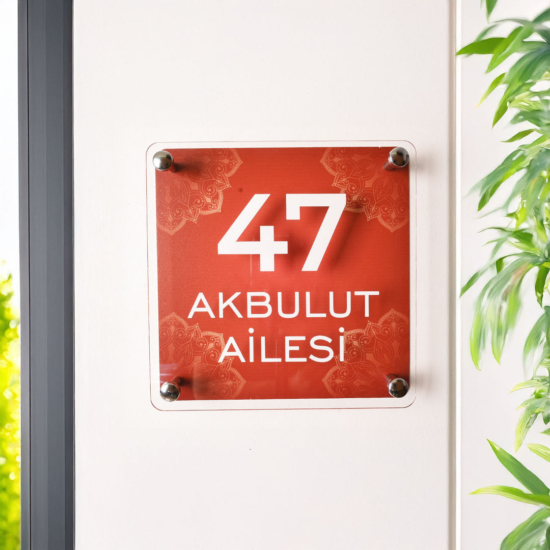 Laura Geleneksel Desenli Kapı İsimliği