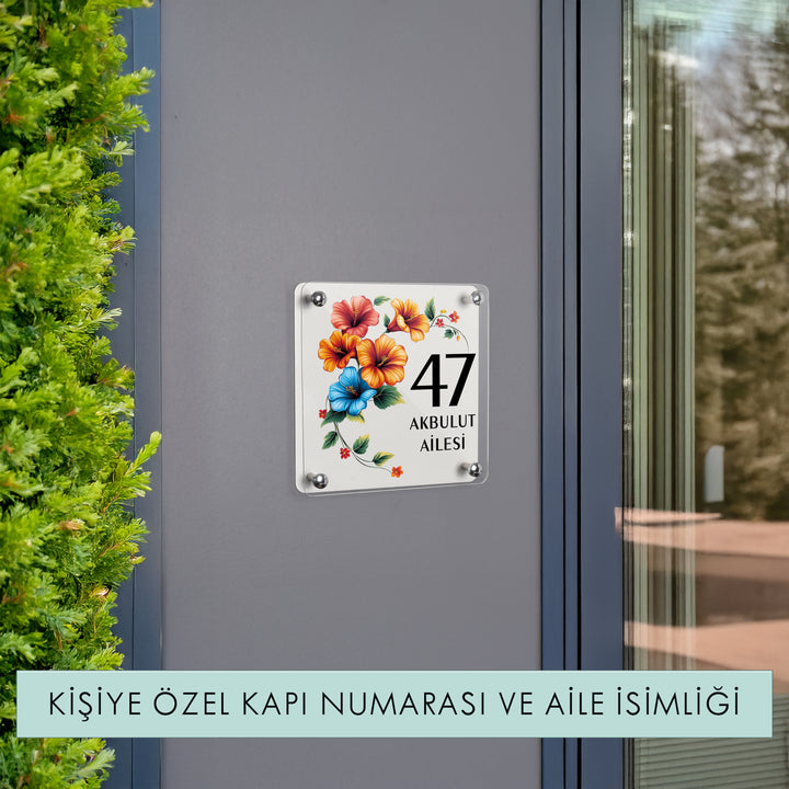 Canlı Çiçek Motifli Kişiye Özel Kapı Numarası ve Aile İsmi Tabelası