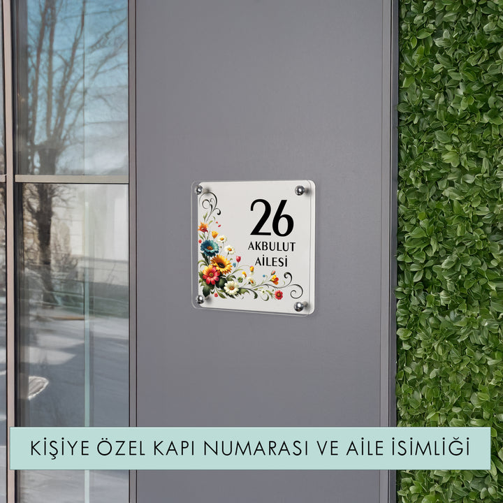 Kişiye Özel Çiçek Motifli Kapı Numarası ve Aile İsmi Tabelası