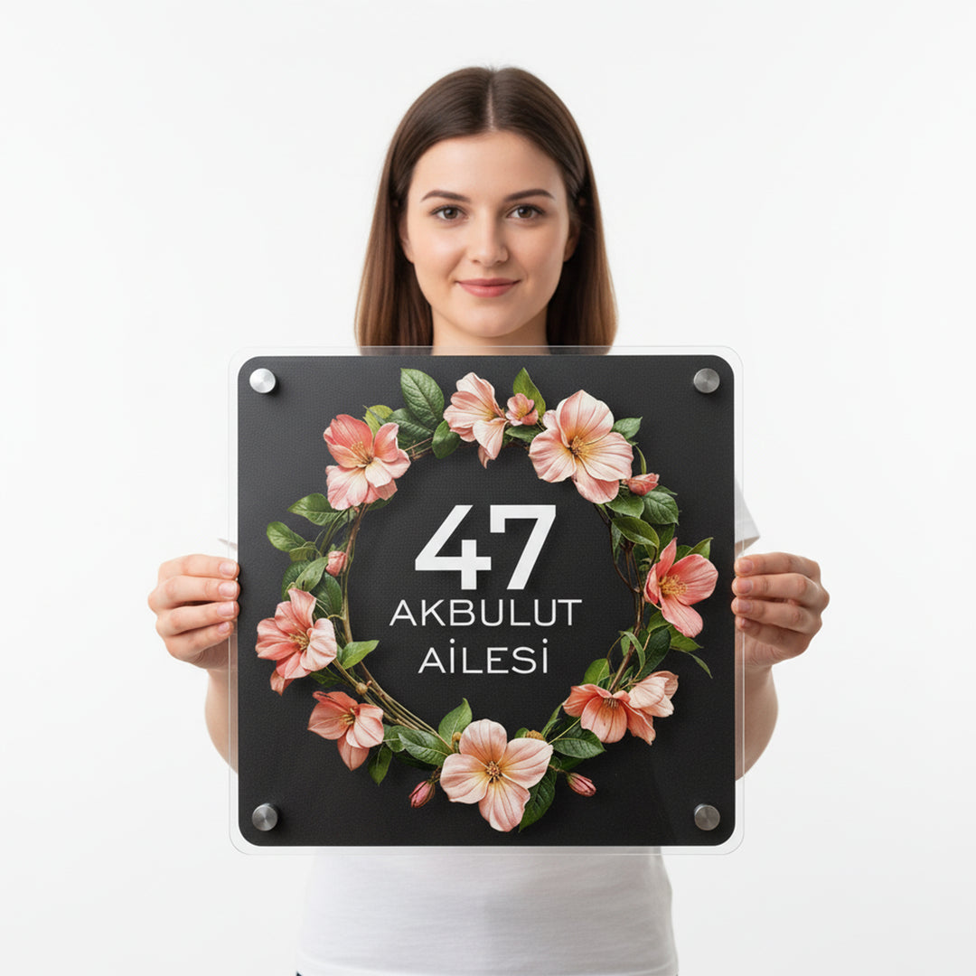 Kişiye Özel Çiçek Gül Desenli Aile İsimliği