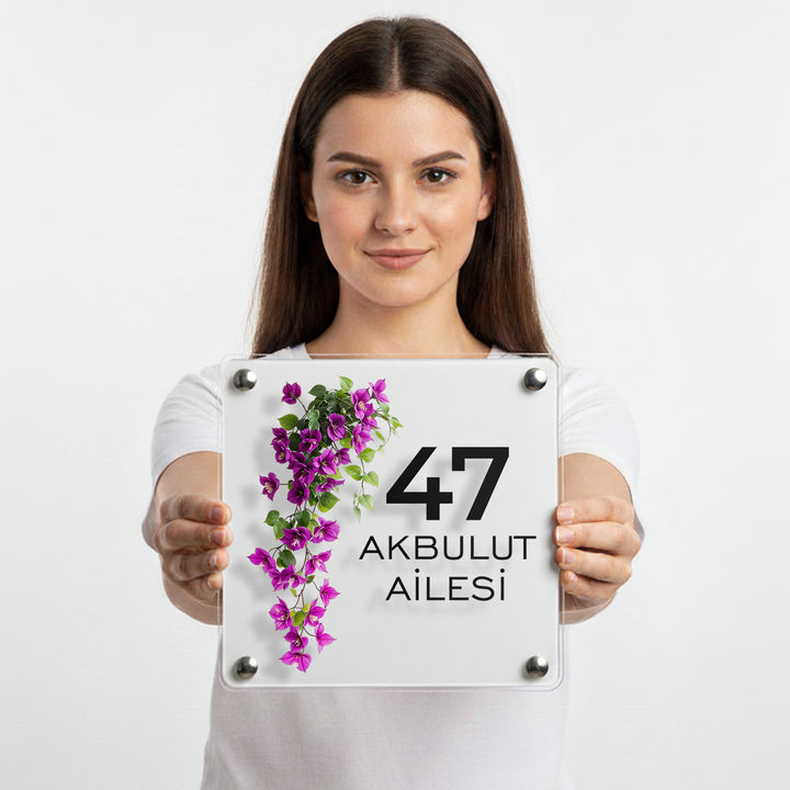 Kişiye Özel Mor Sarmaşık Çiçekli Kapı İsimliği