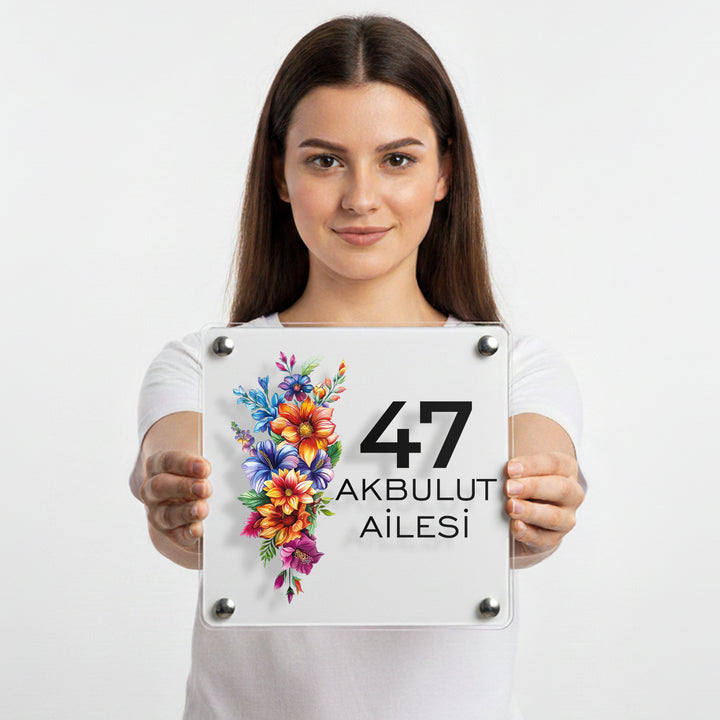 Kişiye Özel Renkli Çiçekli Kapı İsimliği