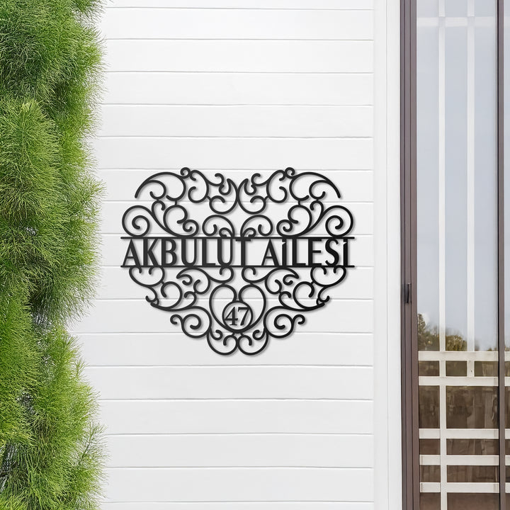 Kişiye Özel Vintage Lines Metal Aile İsimliği