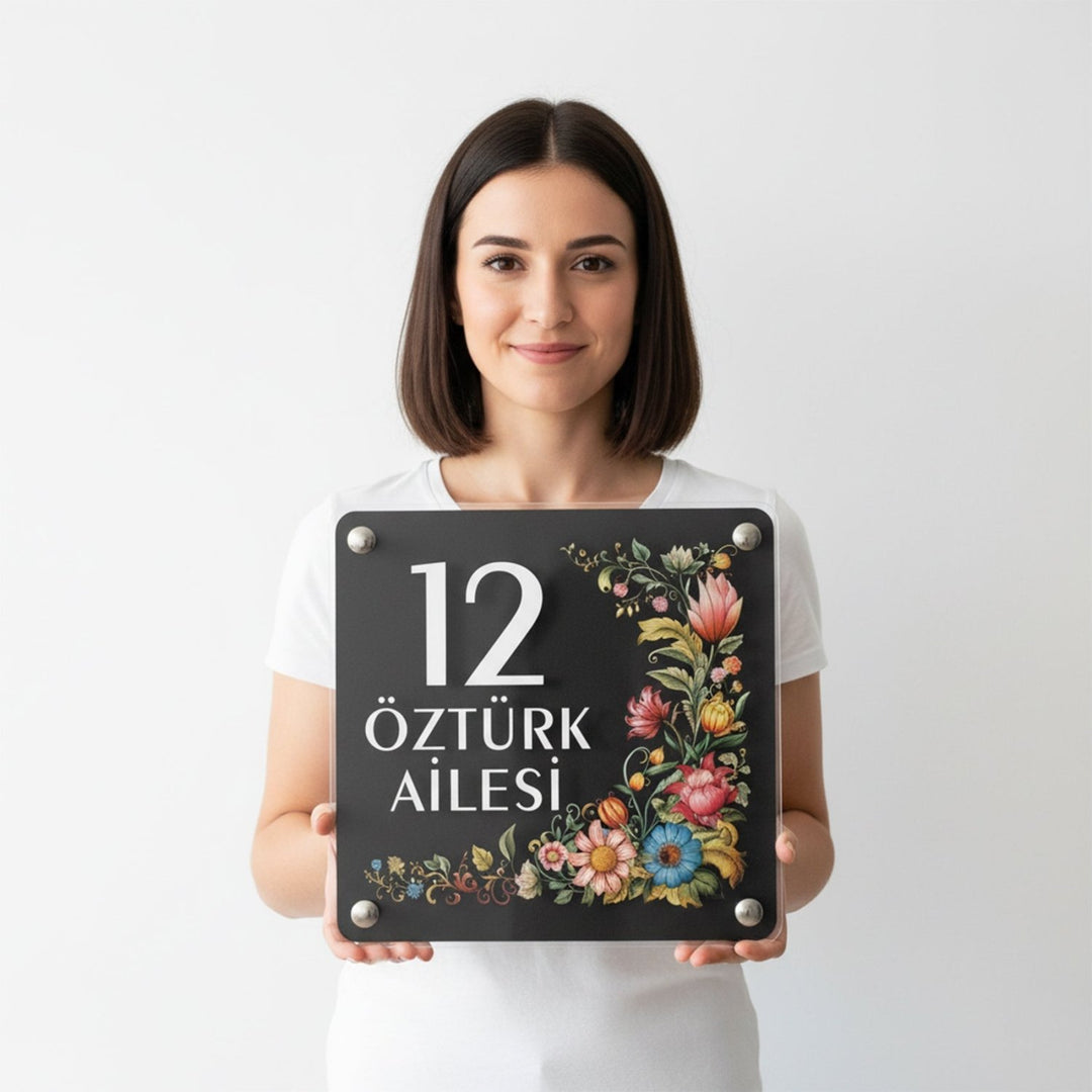 Çiçek Desenli Zarif Daire Kapı Tabelası - morimora.com