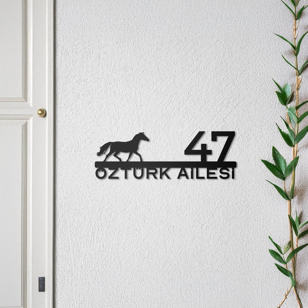 Kişiye Özel Metal At Figürlü Kapı İsimliği - morimora.com