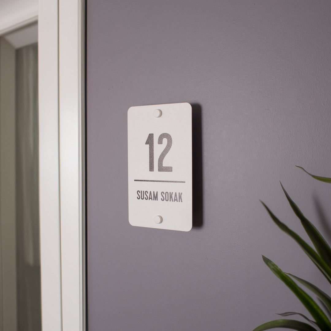 Kişiye Özel Minimalist Metal Adres Tabelası - morimora.com